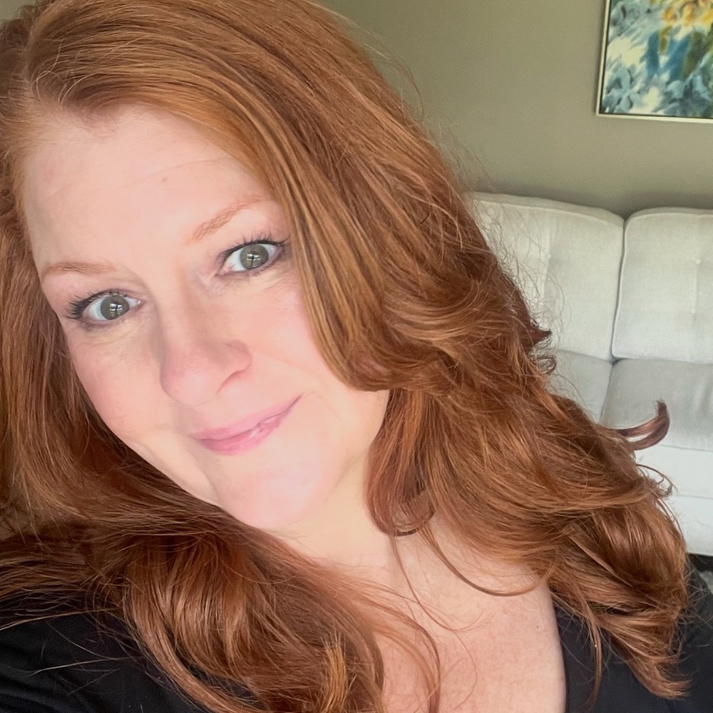 Meet your Posher, Crystal